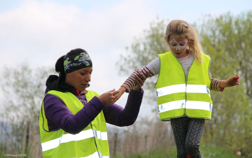 Course 3 km en duo avec des obstacles